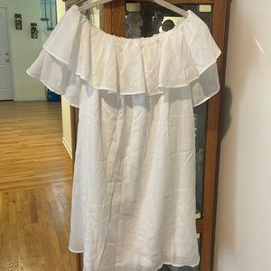 White on/off the shoulders long blouse. Size medium.